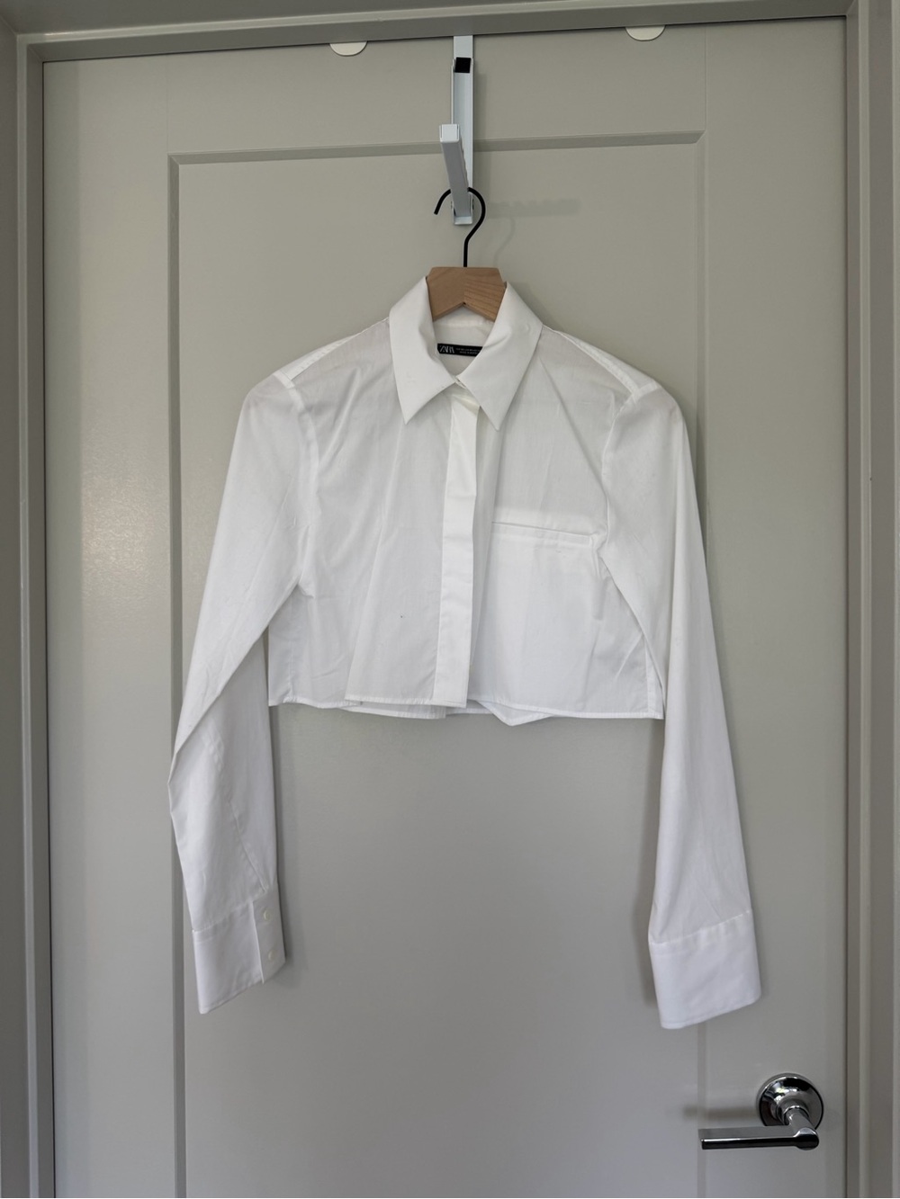 Zara White Cropped Button-Down Shirt
